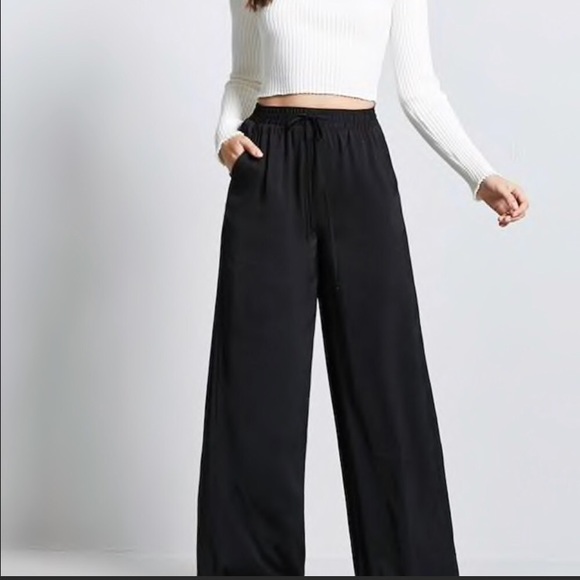 PANTALÓN PALAZO FOREVER 21 T. M – Rústica